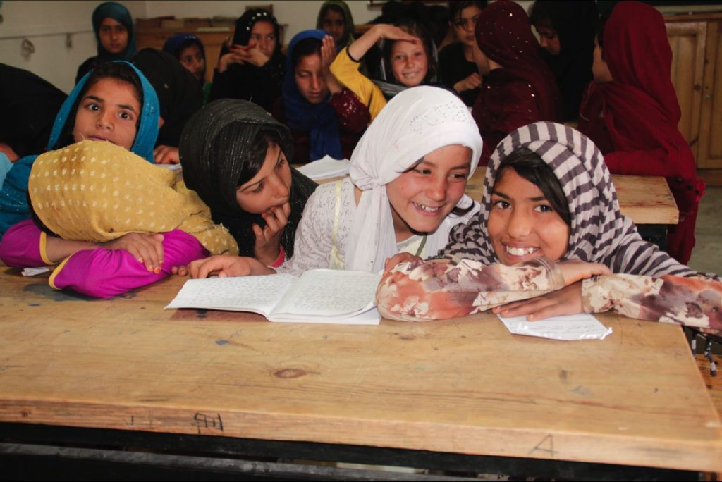 Skateistan_Press Image_ Girls Back To School Kabul _©Skateistan